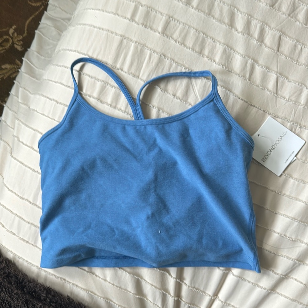 Beyond Yoga Sky Blue Heather Set size L workout set, never worn,new - super soft